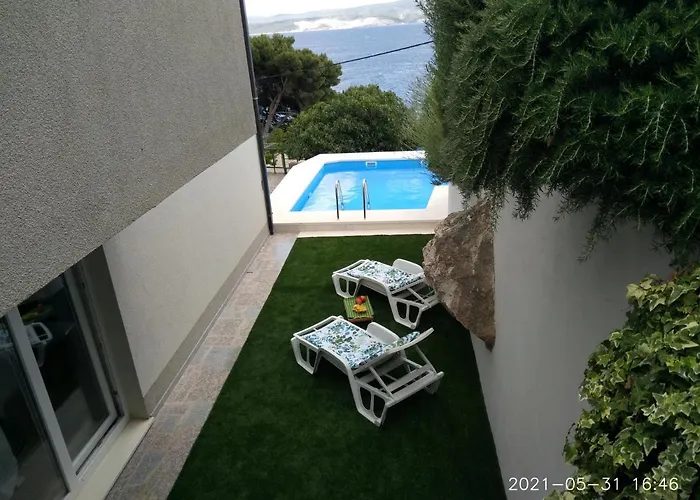 Private Pool And Sea View *